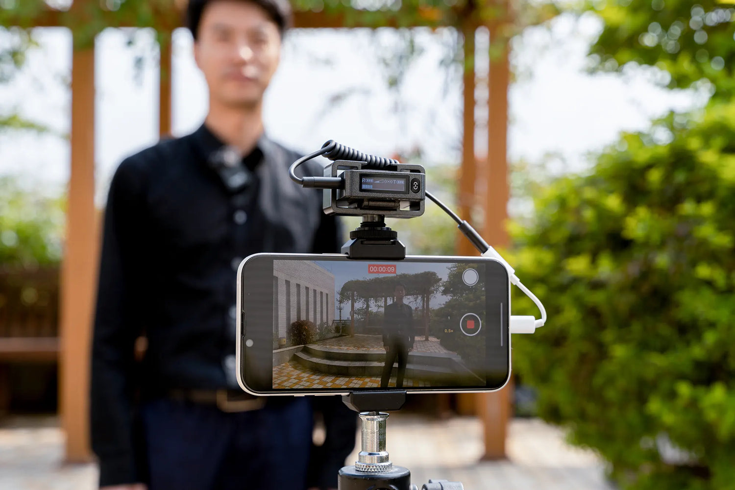 NUX B-10 Vlog Wireless Microphone System