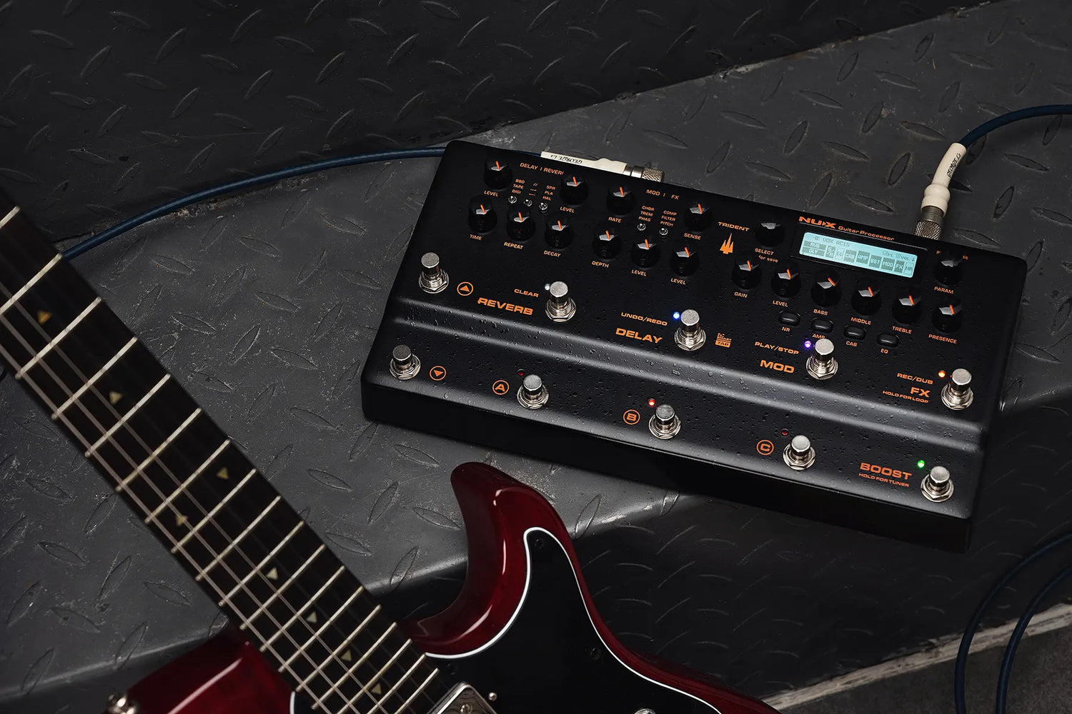 NUX NME-5 Trident Guitar Amplifier Modeler
