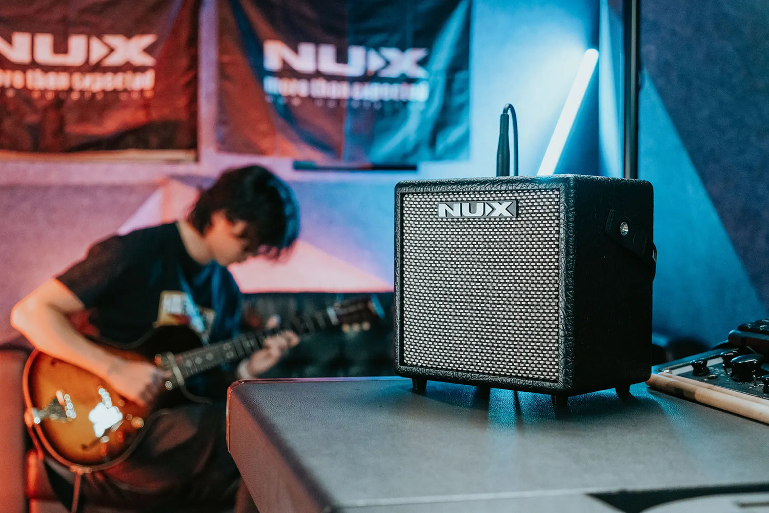 NUX Mighty 8 BT MKII Electric Guitar Amplifier
