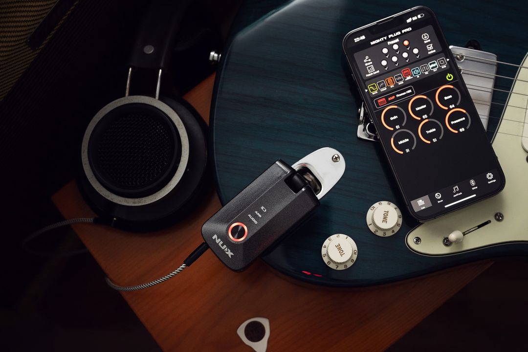 NUX Mighty Plug Pro Headphone Guitar and Bass Amplifier