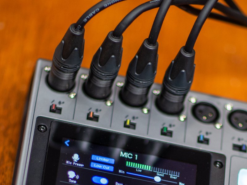 ZOOM PodTrak P8 Portable Multitrack Podcast Recorder
