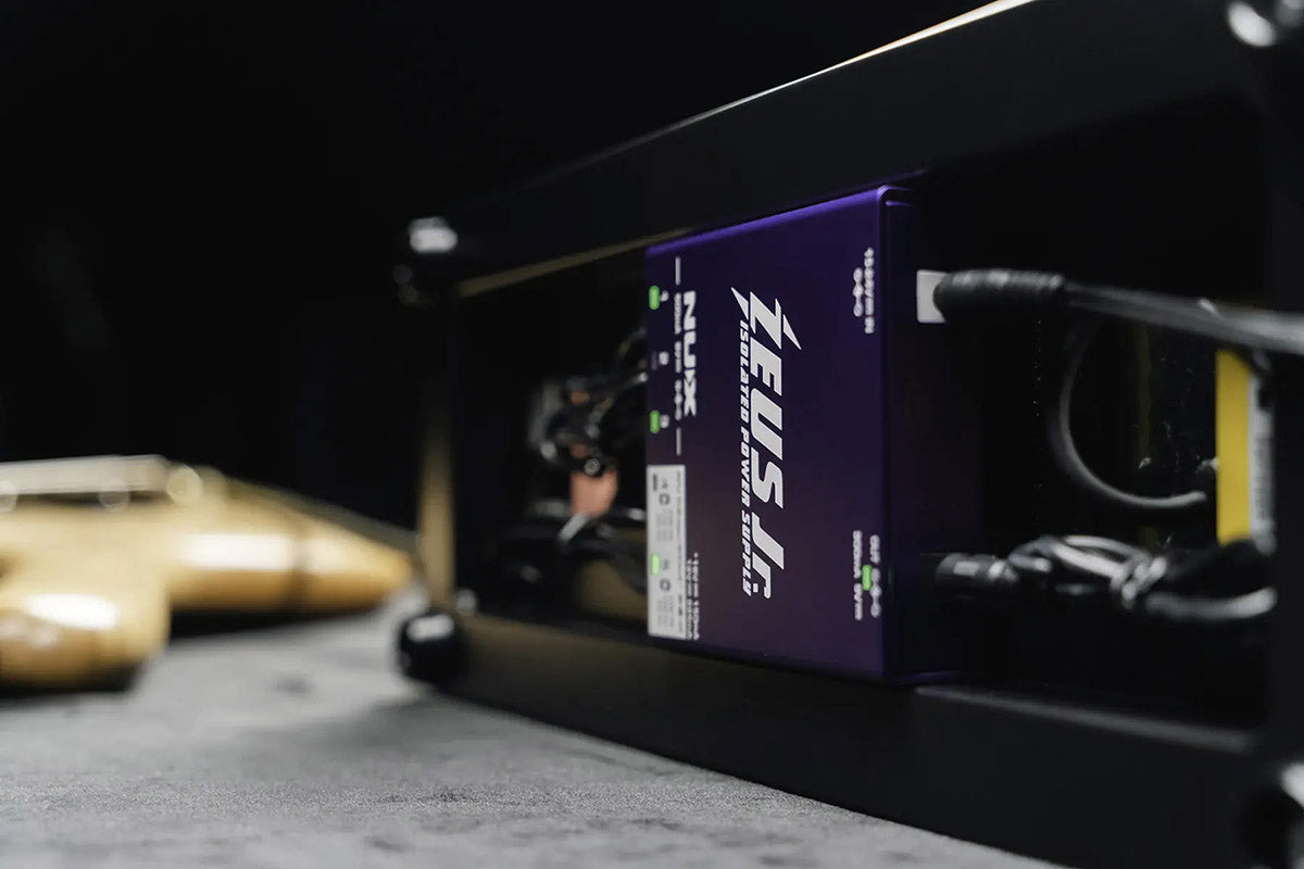 NUX Zeus Jr. All Isolated Power Supply for Guitar Pedals - 6 Output