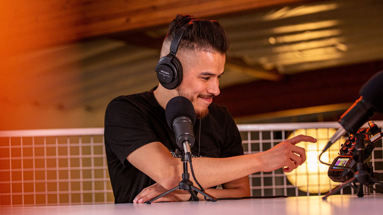 ZOOM ZDM-1 Podcast Mic Pack: Headphones, Windscreen, XLR, And Tabletop Stand