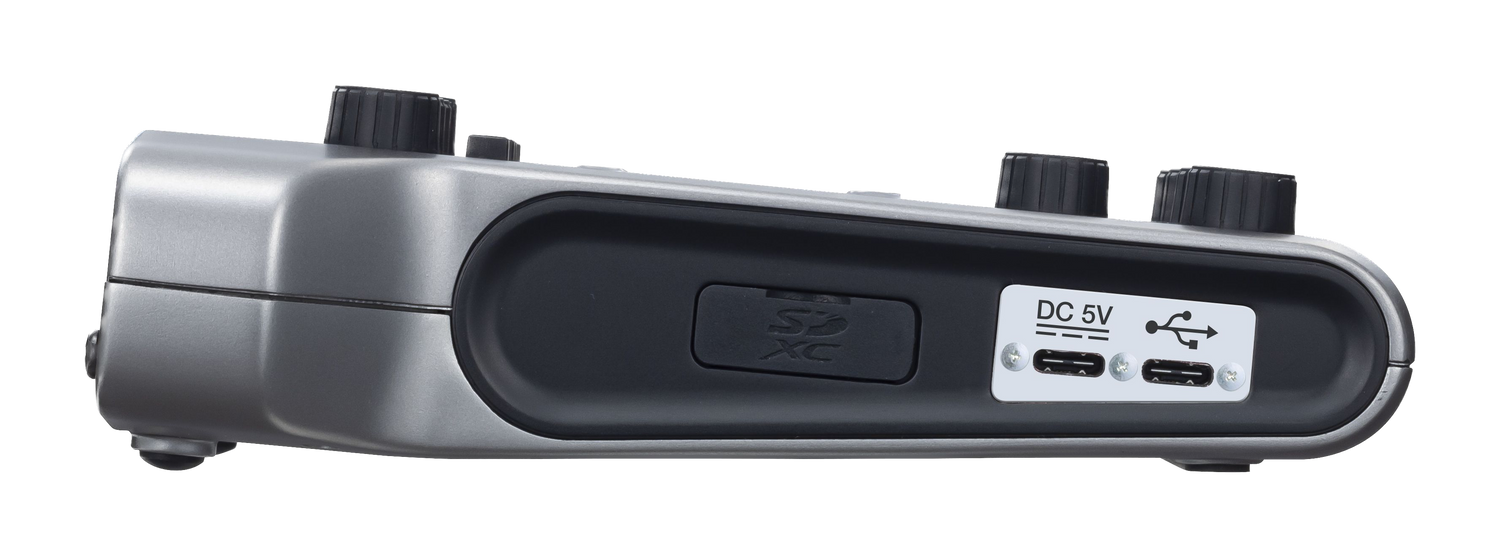 ZOOM PodTrak P4 Portable Multitrack Podcast Recorder